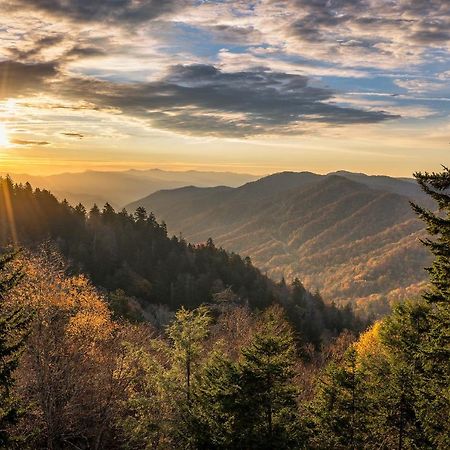Mountain Memories Villa Гетлинбург Екстериор снимка