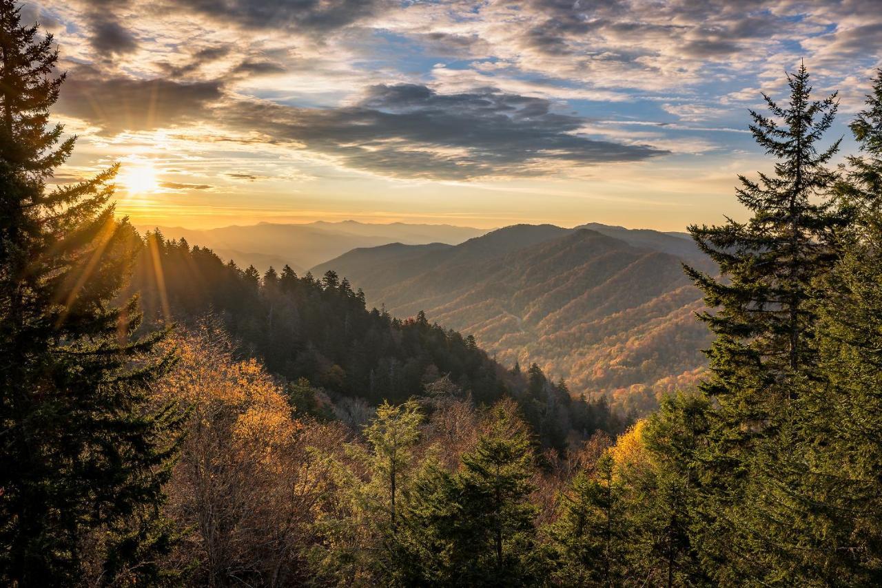 Mountain Memories Villa Гетлинбург Екстериор снимка